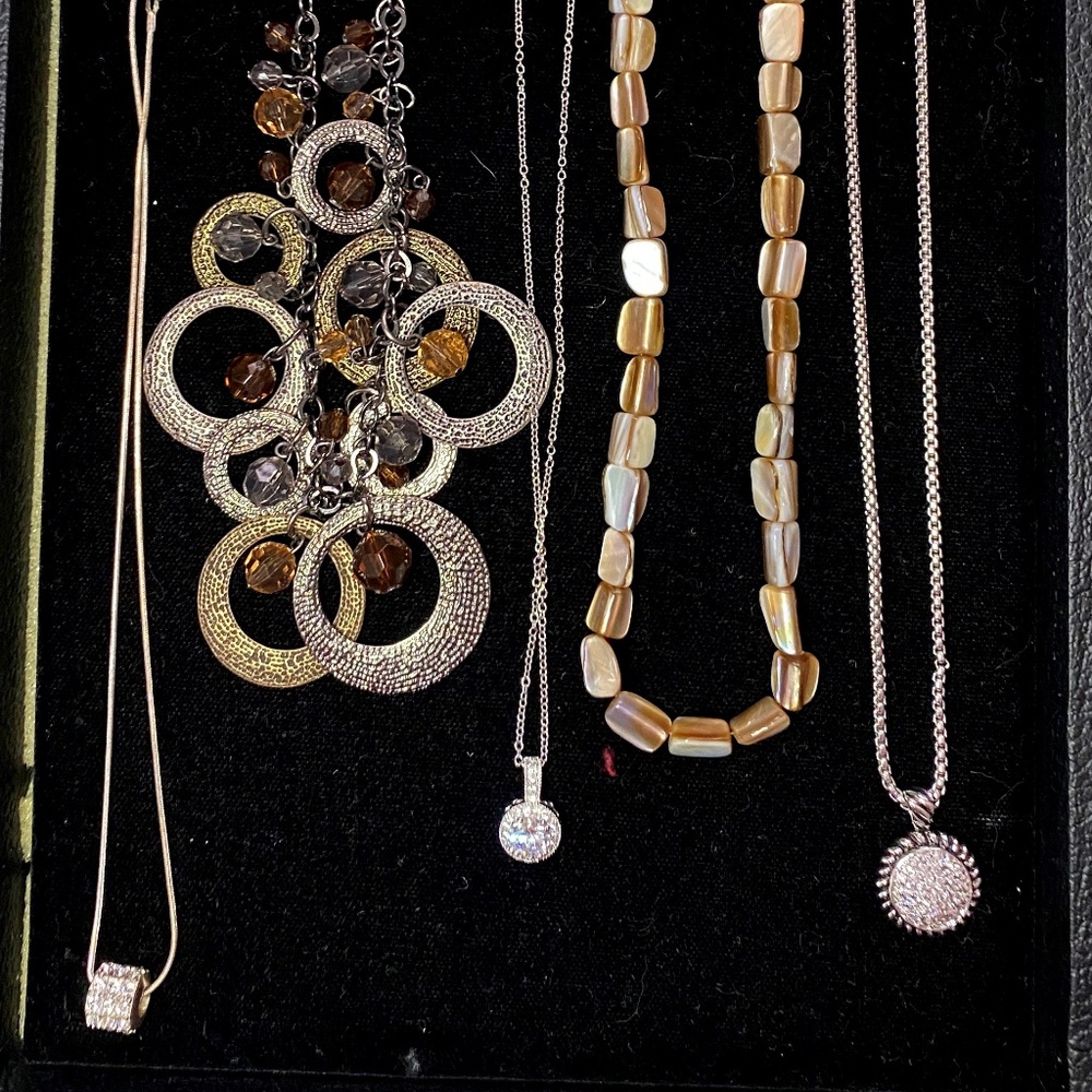 Metal & Rhinestone Necklace Suite